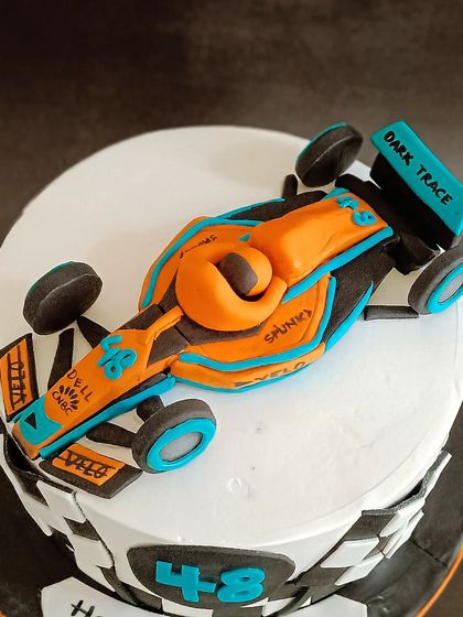 Pastrico - Custom Celebration Cakes Your Passion, My Canvas photo 32