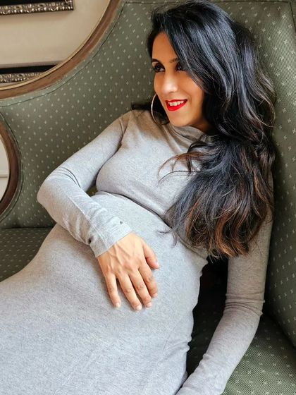 At 39 weeks, the body is tired and cramping, but prenatal massages and hot water soaks are a huge help. I sent messages of calm and patience to my little one inside.