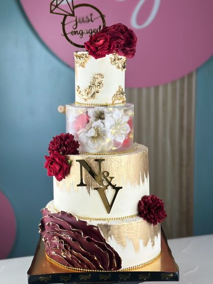L'amour Sugar - Bespoke & Designer Cakes Wedding & Engagement Spectacles photo 21