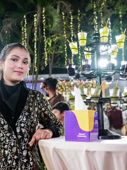 A guest enjoying our ice gola station, a refreshing and colorful addition to any celebration.