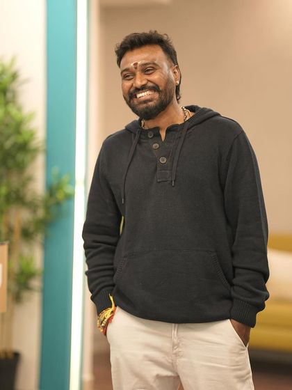 Murugananda Muruga - Dance and Fitness Classes Just Me: Muruga's Vibe photo 4