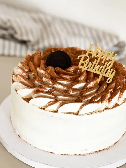 My Tiramisu cake is rich, creamy, and soaked in Blue Tokai espresso, but it's completely alcohol-free. It's also available in a gluten-free version.