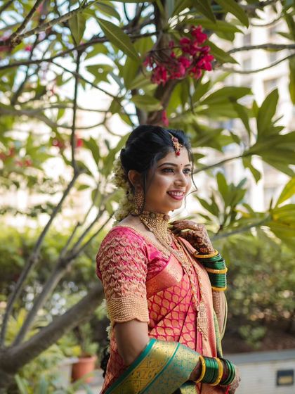 Maharashtrian Brides: The Nauwari & Paithani Look photo 60