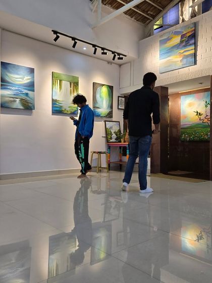 Shades Creative Gallery - Artist Exhibition & Promotion The Gallery Experience: Art, Community & Connection photo 8