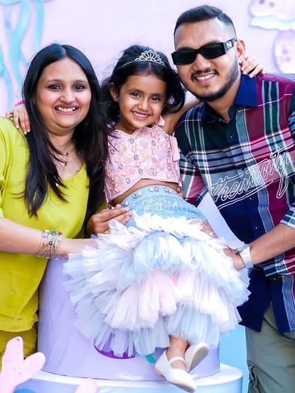 A happy family photo from a mermaid-themed birthday party. Creating these joyful moments for my clients is the best part of my job.