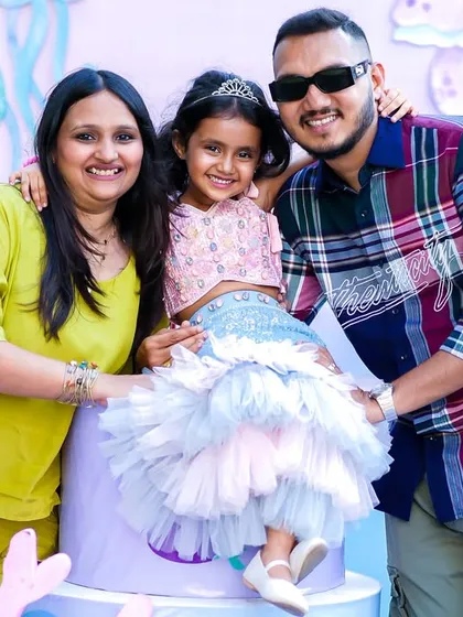 A happy family photo from a mermaid-themed birthday party. Creating these joyful moments for my clients is the best part of my job.