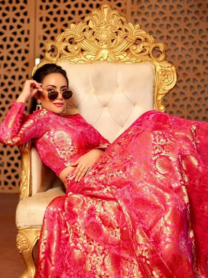A cool and edgy shot from the Diwali campaign with actress Aanchal Munjal. Even with sunglasses on, her flawless skin and perfectly defined lips complete this modern festive look.