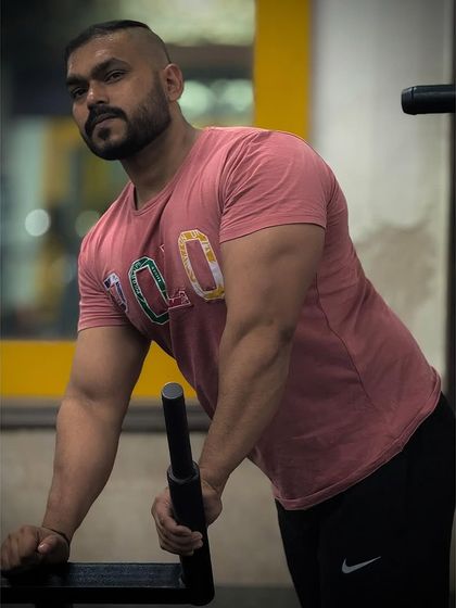 Taking a short rest between sets. Intensity is important, but so is proper rest to allow for maximum effort on every set.