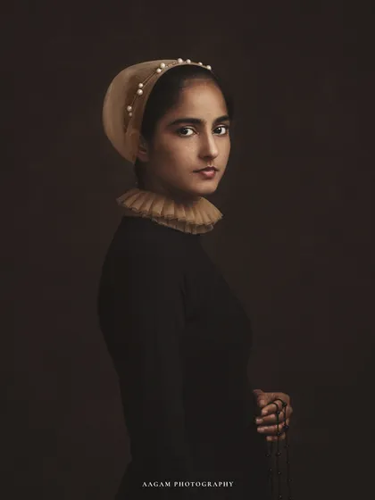 A duplicate of this stunning, painterly portrait, showcasing a style that is central to my artistic vision.