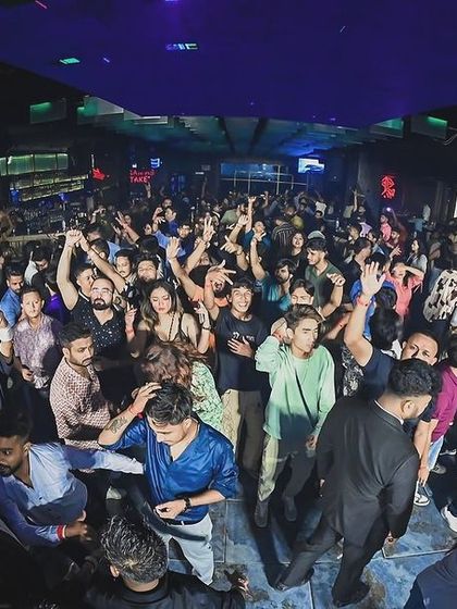 Another perspective of the packed house at Error, Siliguri. The club was buzzing from front to back.