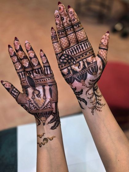 Umesh Kumar - Festival & Occasion Mehandi Intricate Rajasthani & Full Hand Designs photo 9