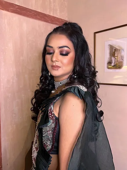 Bold eyes, bold blush, and the perfect matte lip. This look is all about confidence and making a statement, perfect for a cocktail or sangeet night.