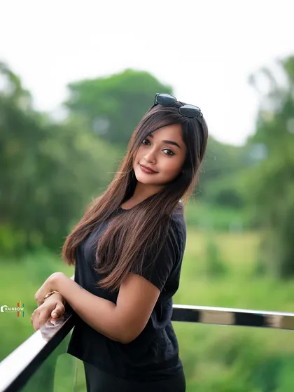 A duplicate of 43, a casual and relaxed outdoor portrait.