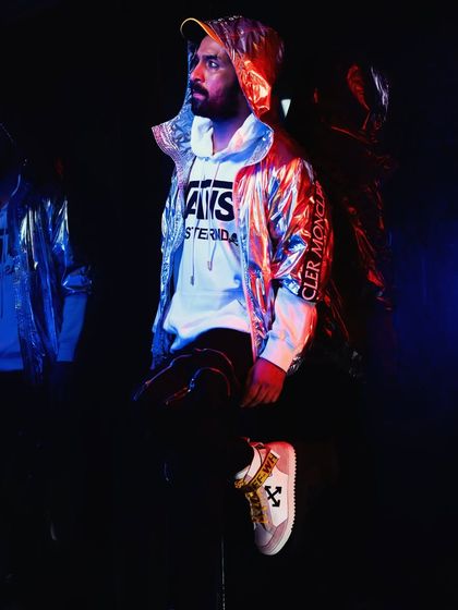 The Artist: Portraits & Press photo 4