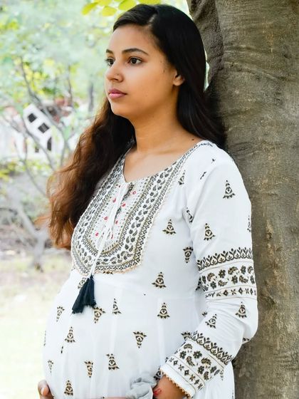 Maternity & Pregnancy Portraits photo 15