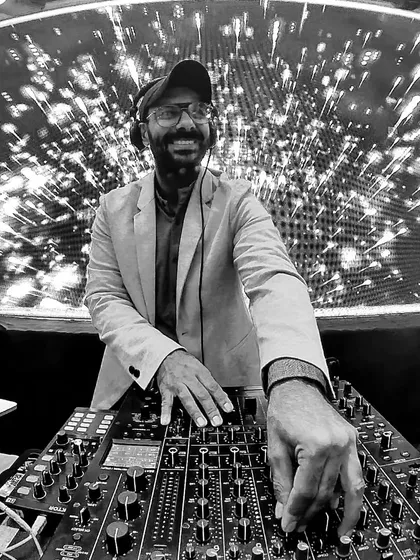 A selfie with the impressive Pioneer V10 mixer before the party starts. I only use top-of-the-line, professional equipment.