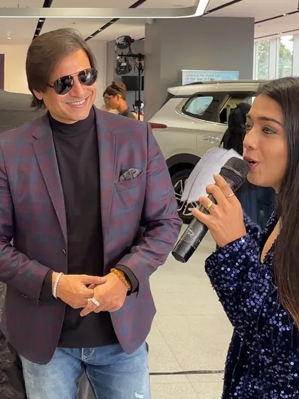 It was an absolute pleasure to share the stage with the charming actor Vivek Oberoi for the grand opening of the Shaw KIA flagship showroom. I specialize in hosting high-profile corporate launches and celebrity events with poise and energy.