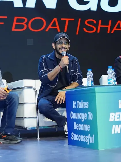 Sharing the stage with Aman Gupta, co-founder of boAt. At my events, you learn directly from industry titans who have built empires from the ground up.