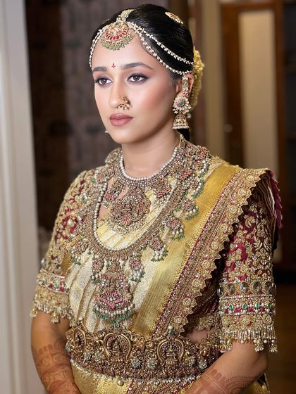 Shwetha Mahadev - Makeup Artistry Training The Art of South Indian Bridal Makeup photo 3