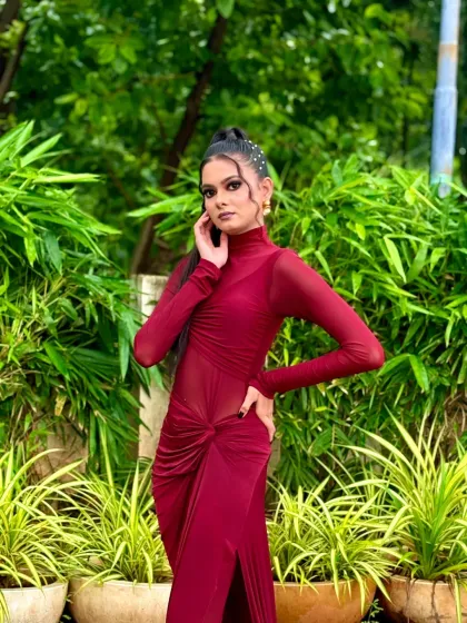 The full look. This photo shows how the makeup, hair, and styling work together. My students learn to envision a complete look for their clients.