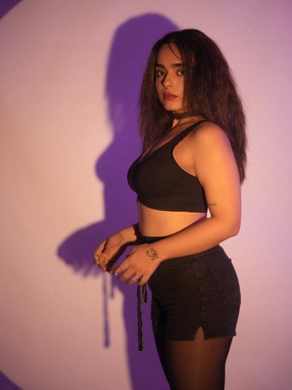 The Artist: Scapes of a Bird photo 11