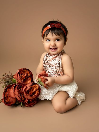 The Big One: Cake Smash & First Birthdays photo 9