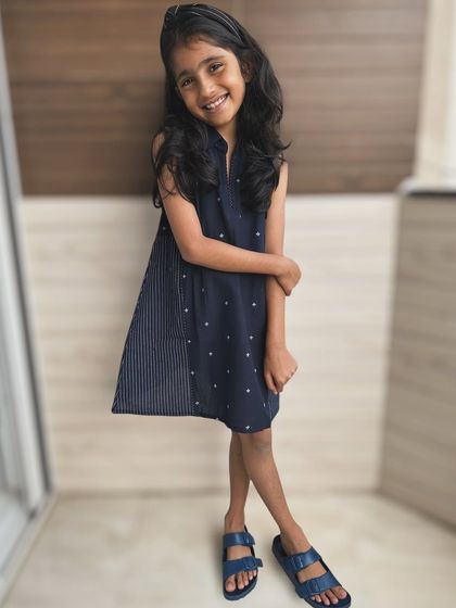 A snapshot from our stall, showing this versatile navy A-line dress. It's one of those pieces that's stylish enough for an event but comfy enough for everyday.