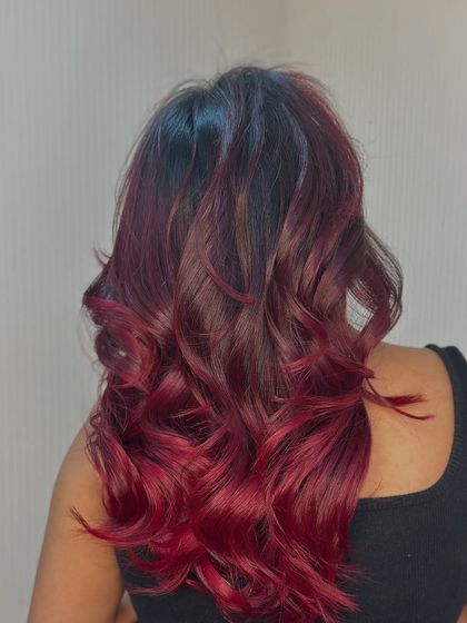 Vibrant Reds & Funky Hues photo 6