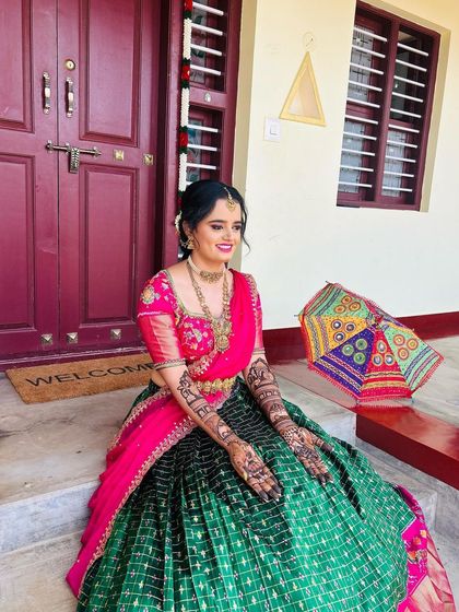 Sathyamehendiarts - Bridal & Wedding Mehendi Intricate Bridal Designs photo 29