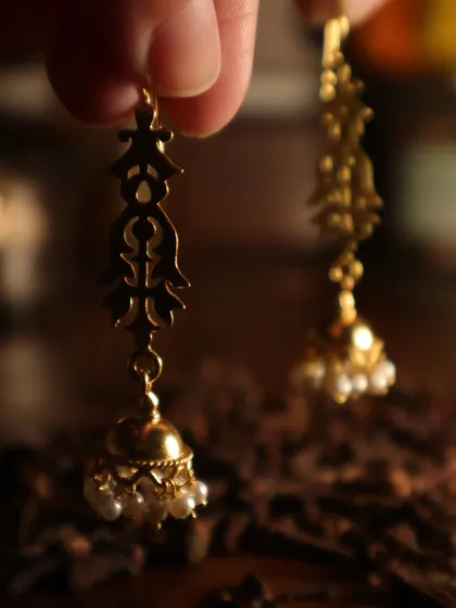 A closer look at the intricate design of my pearl jhumkas. Tradition and play come together when you are truly yourself.