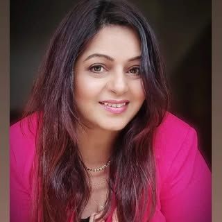 Meerra's International School of Makeup