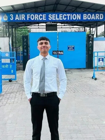 One more feather in our cap. Mohit Gill got recommended from 3 AFSB Gandhinagar. We are proud to have guided him towards joining the Indian Air Force.