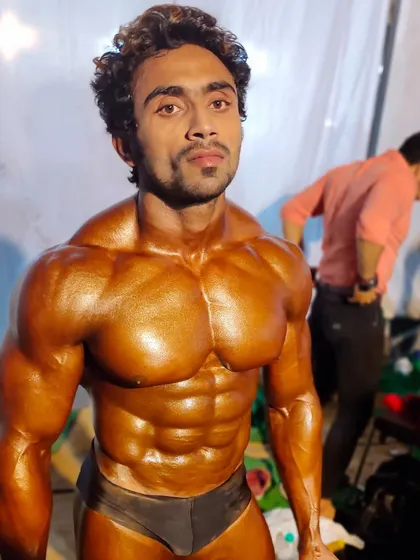 How old is this photo? A throwback to my early days in bodybuilding, showing the foundation I built.