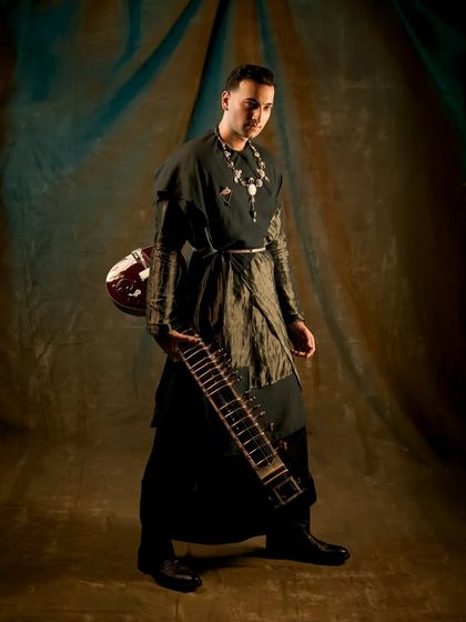 The Sitar Sorcerer: A Look at My Style photo 11