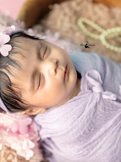 Newborn Magic (The First 20 Days) photo 8