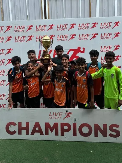 The U13 team after winning the Junior 7 Seven league in Gurgaon.