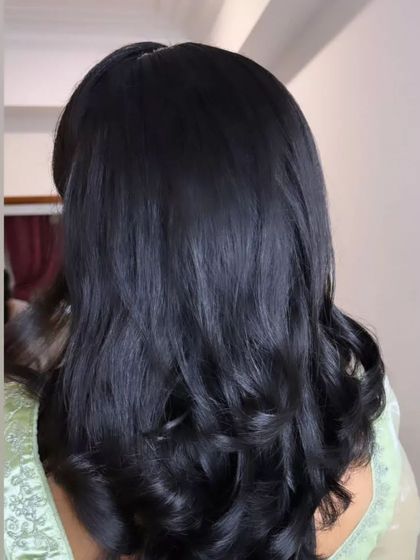 Laxmi Ramkrishna - Special Occasion Hairstyling Flowing Curls & Half-Up Styles photo 29