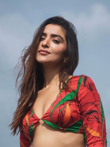 Red Carpet & Photoshoots photo 11