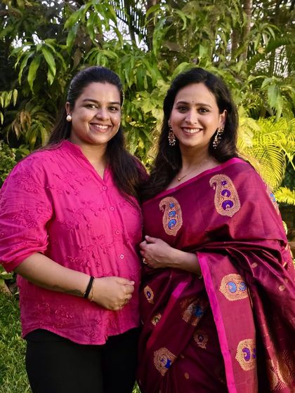 With the wonderful Madhurani Prabhulkar on the set of the music video.