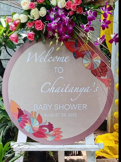 My digital designs are created to be versatile and print-ready for your event. Here, the custom illustration from a baby shower invite was adapted into a beautiful physical welcome sign, creating a cohesive and personal touch for the celebration.