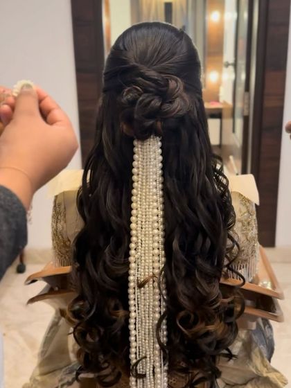 Bhavya Achar - Bridal & Occasion Styling Romantic Open & Half-Up Styles photo 12
