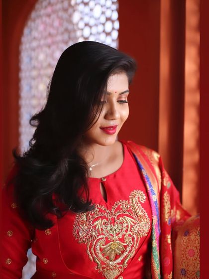 Pre-Wedding, Guest & Family Makeup photo 12