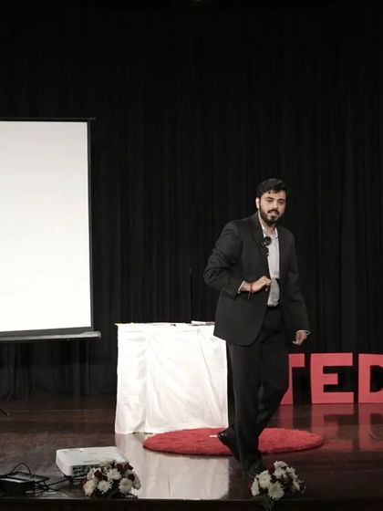 The Live Show Experience photo 58