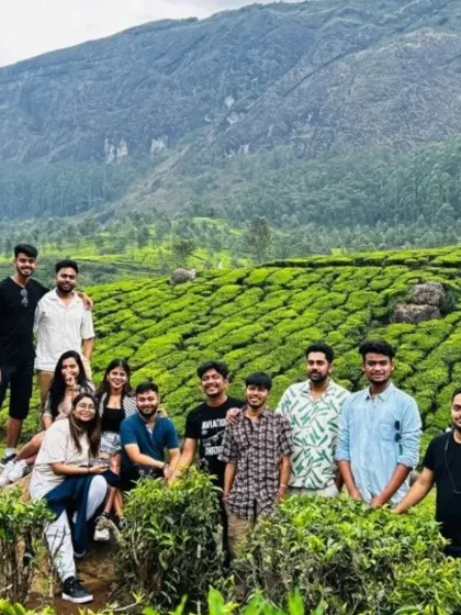Another happy group enjoying the lush greenery of the Munnar tea estates. We make sure there are plenty of stops for photos and to soak in the views.