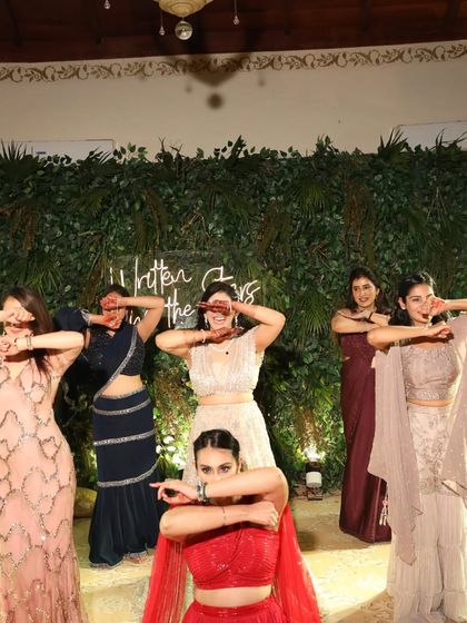 Manat Bajaj - Wedding Dance Choreography Sangeet Squad: Bridesmaids & Friends photo 17