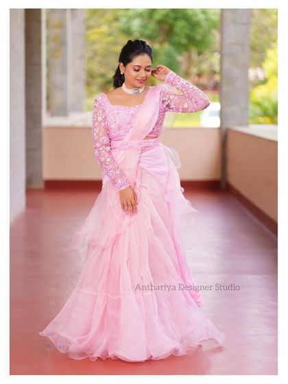 Anthariya Rentals - Gown & Contemporary Wear Rental Elegant Ball Gowns & Saree Gowns photo 17