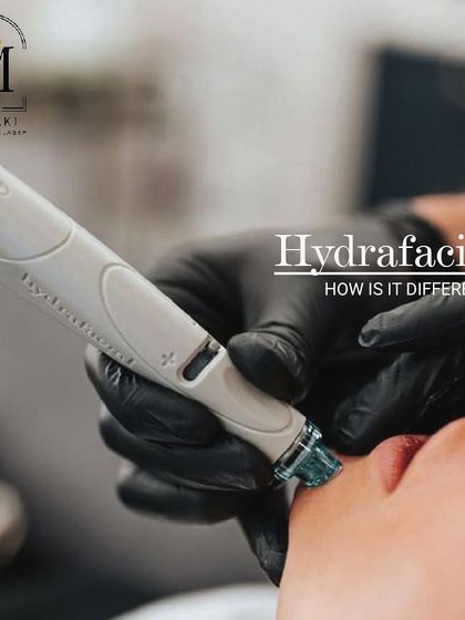 Here you can see the authentic HydraFacial device in action, showcasing the professional equipment I use for all my treatments.
