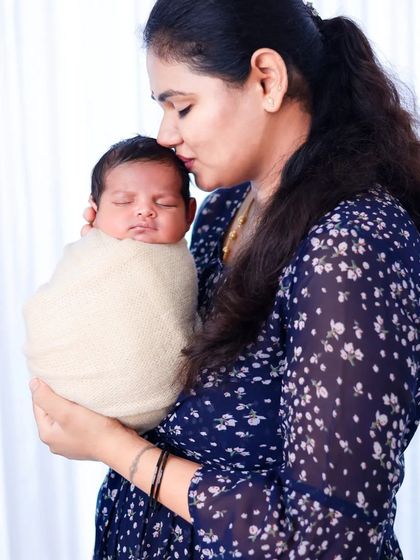 WonderBump Studio - Newborn Photography Family & Sibling Portraits photo 10