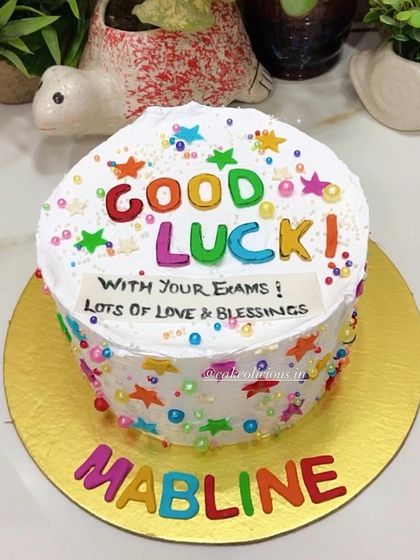This "Good Luck" cake takes me down memory lane. It's a fun and colorful way to wish someone the best for their exams.