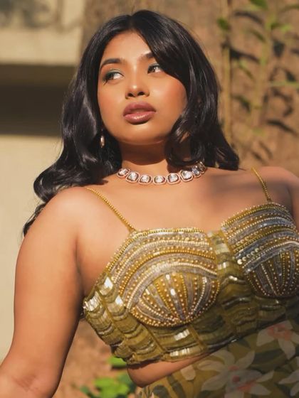 Sangeet, Mehendi & Haldi Glam photo 23